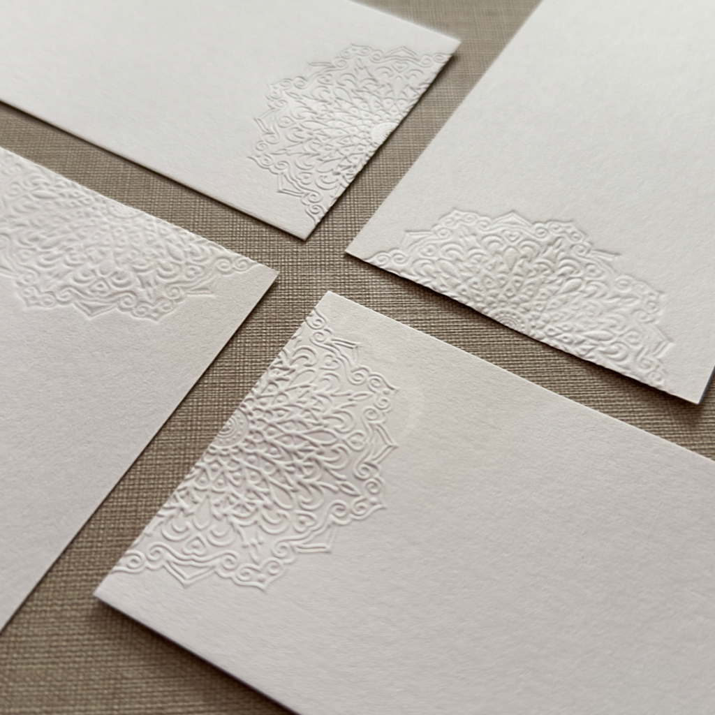 Blank Card - Emboss Ornament (10 pcs)